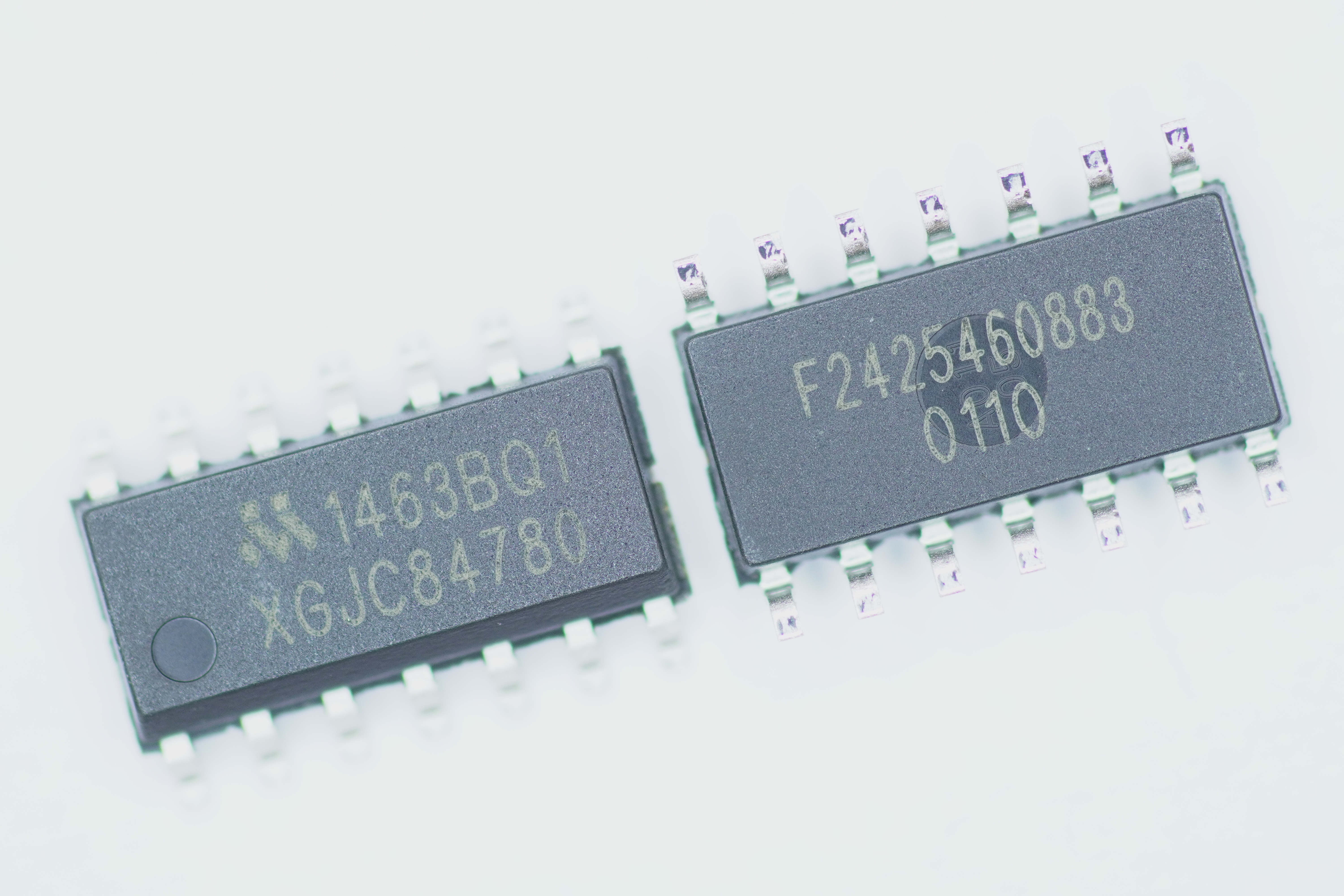 MCAN1463B-Q1